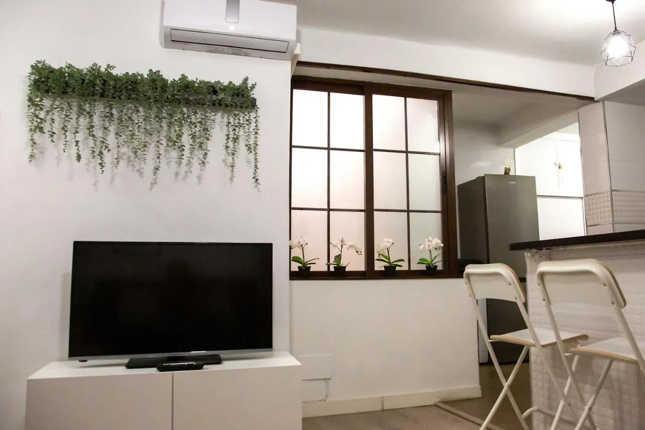 Holidays2Malaga Lagunillas 3 Bedrooms Downtown Local Area 500Mb Free Wifi Apartamento